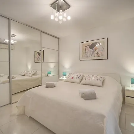 Daire 2 Pieces Terrasse, Clemenceau A1b263 Cannes